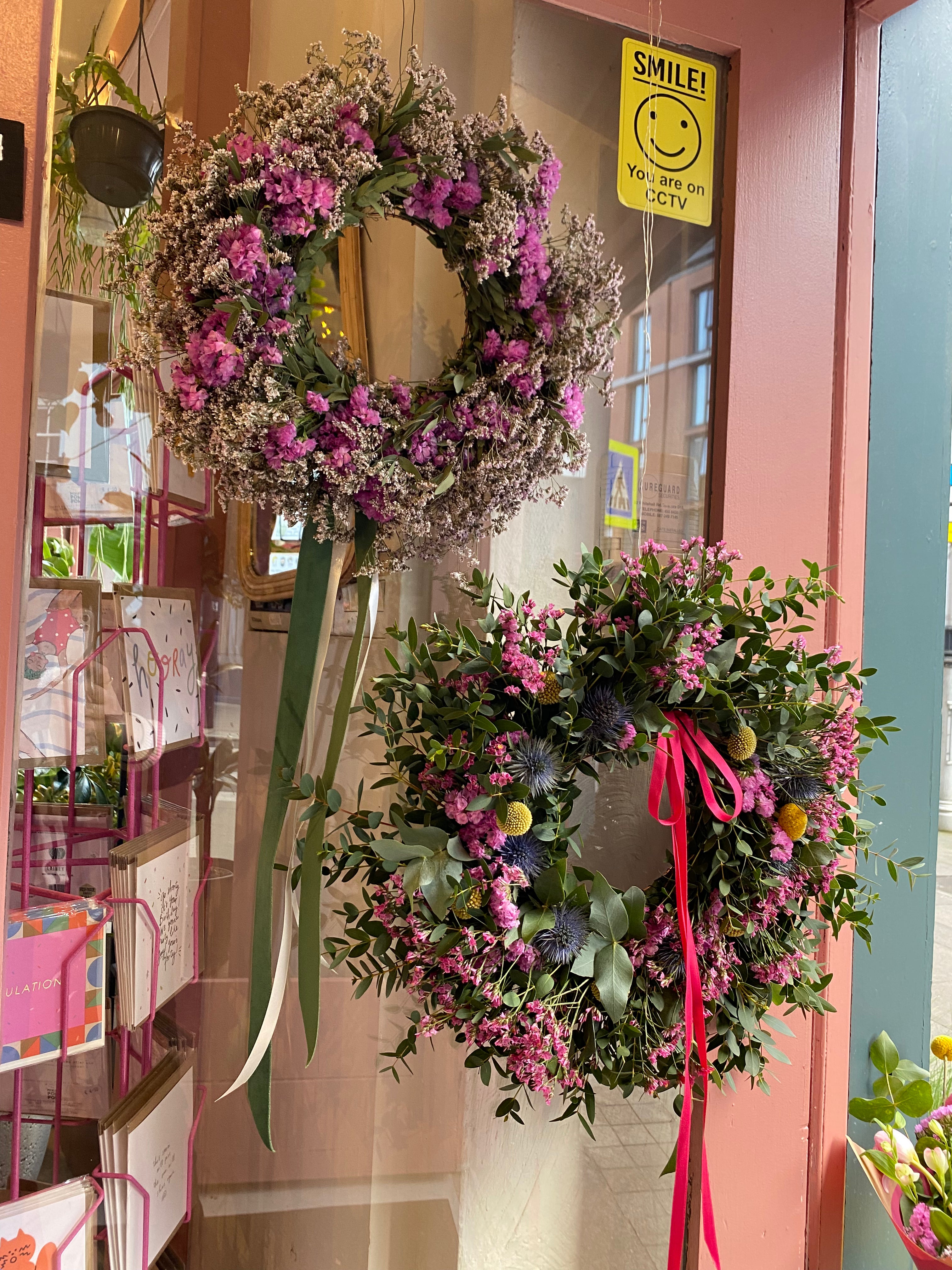 'Springtime' Fresh flower wreath